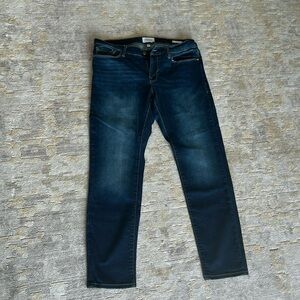 Frame like NEW jeans Le Garçon